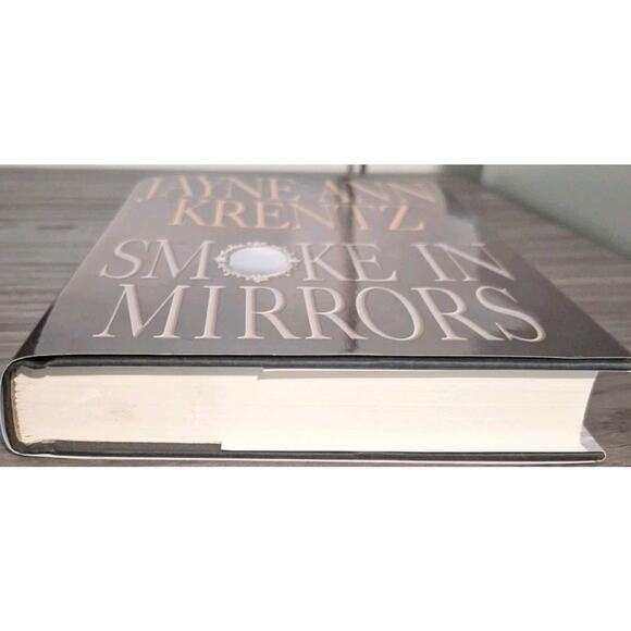 Smoke in Mirrors by Jayne Ann Krentz (2002, Hardcover) – EUC – ISBN: 0399147926 - Picture 6 of 6